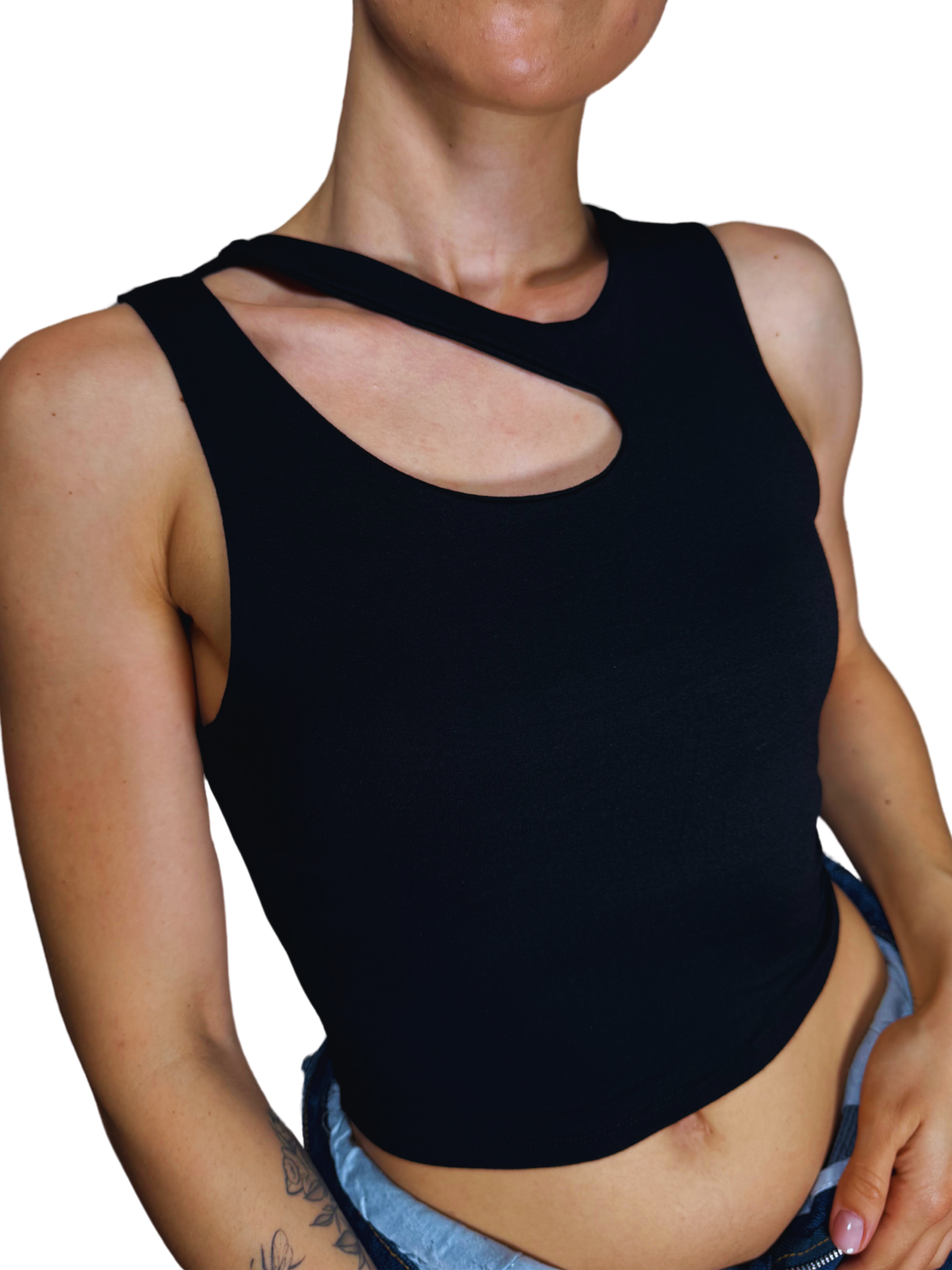 Crop top cut out