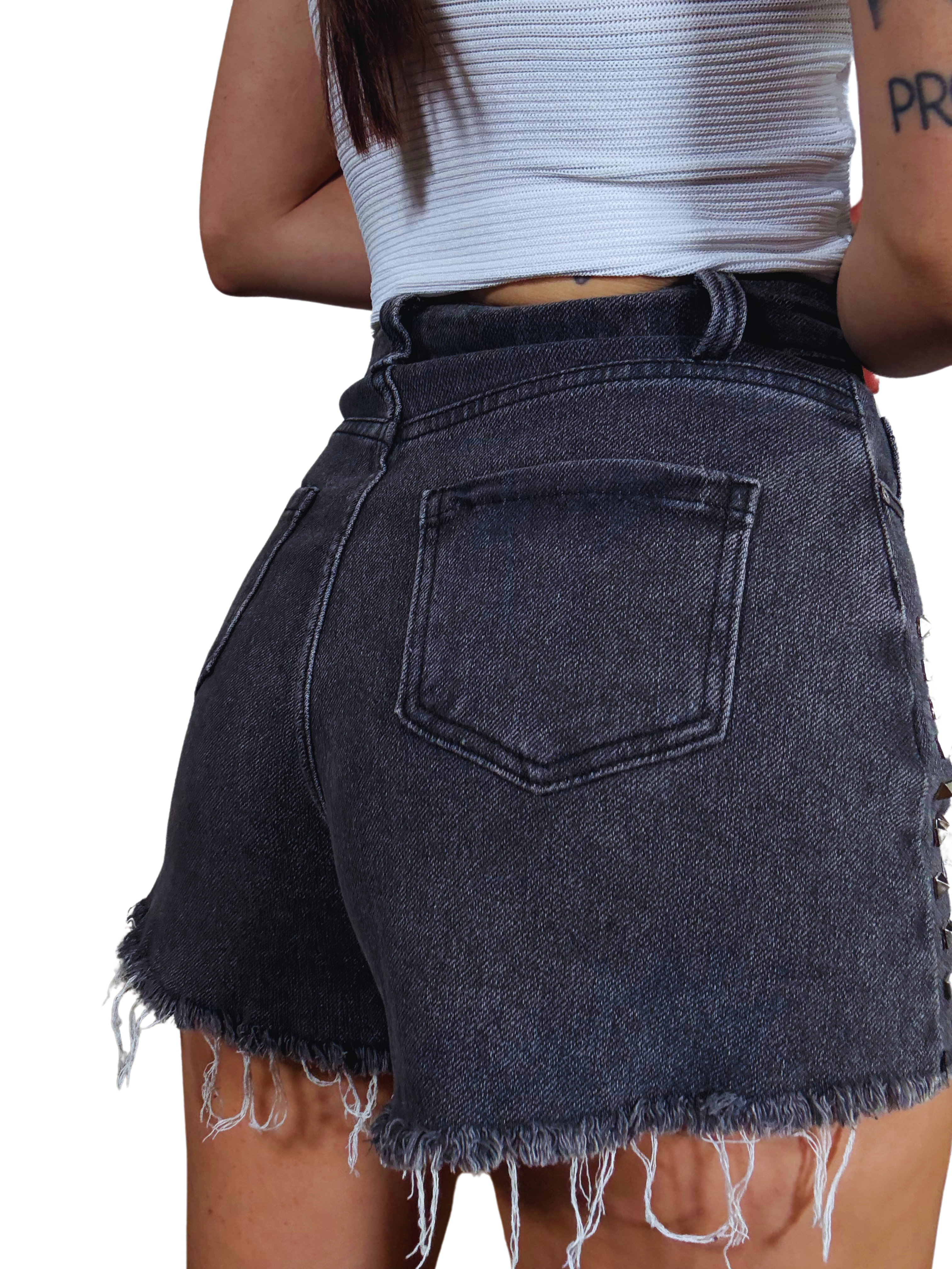 Shorts denim con borchie
